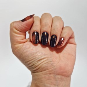 Vernis autocollant tortoise elegance - manucure facile longue tenue Écaille et bleu nuit
