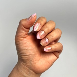 Vernis autocollant pink waves - manucure facile longue tenue Wavy rose transparent