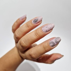 Vernis autocollant organic vibes - manucure facile longue tenue Nude organique