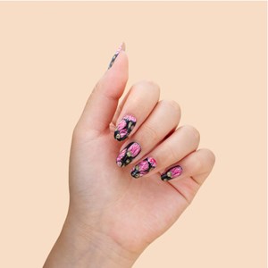 Vernis autocollant enchanted blooms - manucure facile longue tenue Noir fleuri