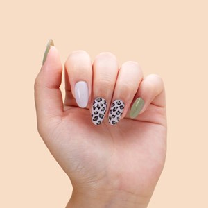 Vernis autocollant green leopard - manucure facile longue tenue Léopard kaki