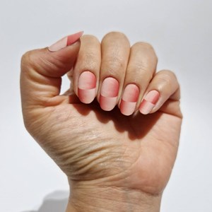 Vernis autocollant coral whisper - manucure facile longue tenue Corail dégradé