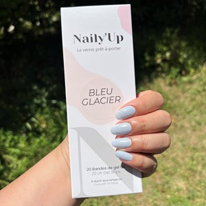 Stickers ongles en gel bleu glacier - manucure facile en gel uv Glacier