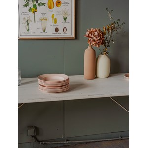 Table à manger en bois blanc n°663