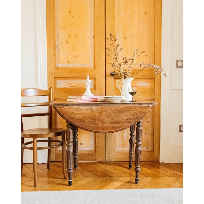 Debongout - Table à manger en bois à rabats n°657