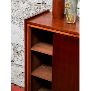 Gustave, le buffet en bois foncé n°538