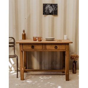 Romy, la table à manger en bois n°667