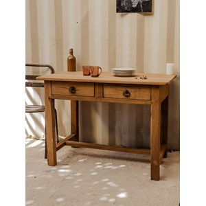 Romy, la table à manger en bois n°667