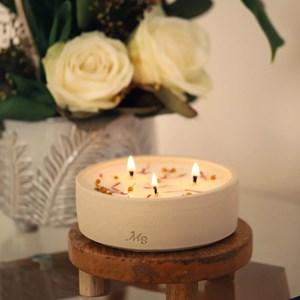 Bougie grès 300g frangipanier et jasmin