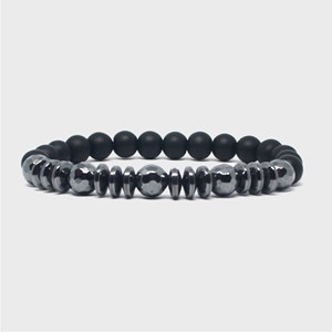 Bracelet noir et hématites