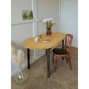 Table à manger en bois massif n°688