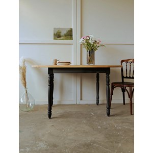 Table à manger en bois massif n°688