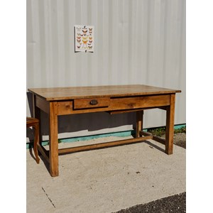 Romy, la table à manger en bois n°678
