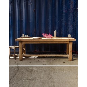 Romy, la table à manger en bois n°675