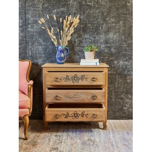 Commode en bois florale n°564