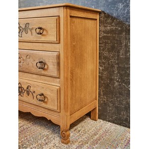 Commode en bois florale n°564