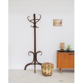 Albert, le porte manteaux thonet n°39