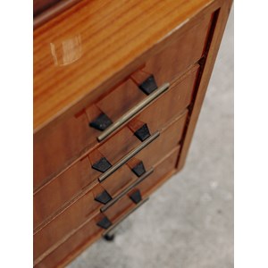 Olga, la commode en bois n°111