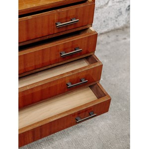 Olga, la commode en bois n°111