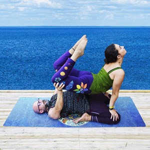 Tapis yoga voyage léger & fin om spirit