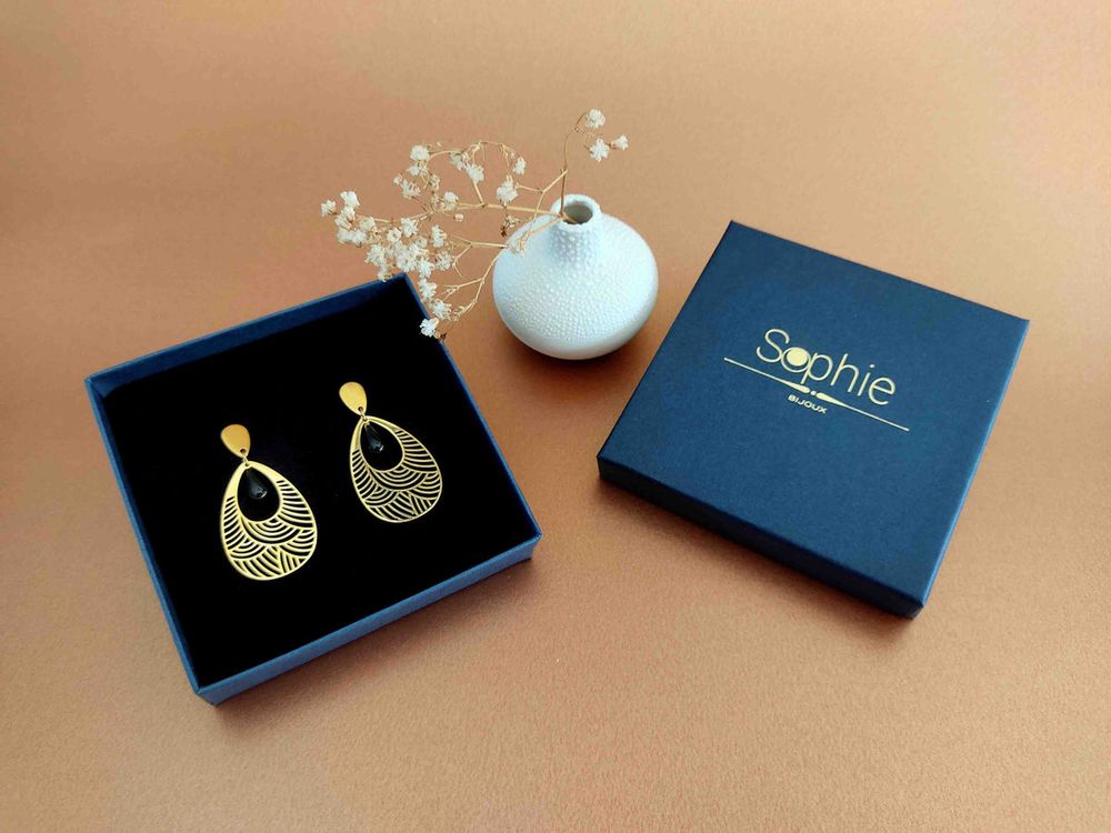 Boucles D'oreilles Pendantes Le Bijou Français – Opalite De Feu Facetté – Acier Inoxydable Doré – Neuf