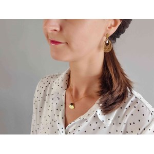 Boucles d'oreilles  goutte blanc