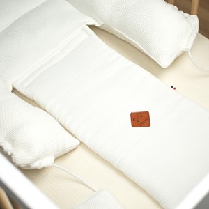 Cocon réducteur lit coton nid d'abeille