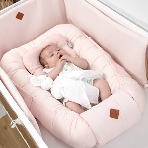 Réducteur de lit nid cocon bébé nid