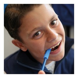 Embout de crayon à mordiller krypto-bit