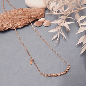 Collier golden cube en acier inox doré
