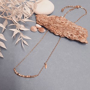 Collier golden cube en acier inox doré