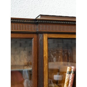 Victoria, la vitrine en bois n°24