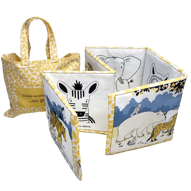 Livre en tissu le grand défilé