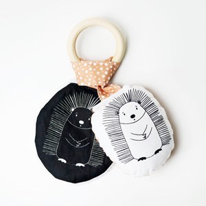 Hochet anneau d'activités hérisson