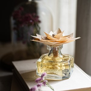 Fleur parfumée ambre précieux