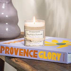 Bougie parfumée violette poudrée