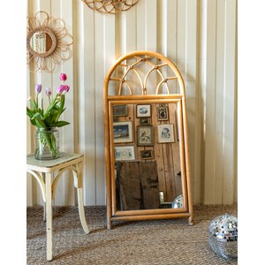 Igor, le miroir en rotin n°477