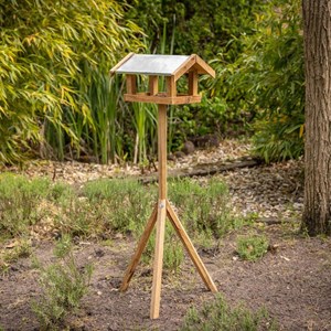 Mangeoire en bois x 1