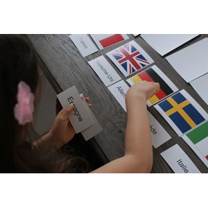 Mamontessoribox pays & drapeaux du monde