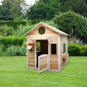 Cabane marchande en bois peint