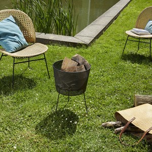 Brasero en métal noir