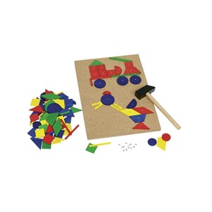 Jeu de formes à clouer en bois goki
