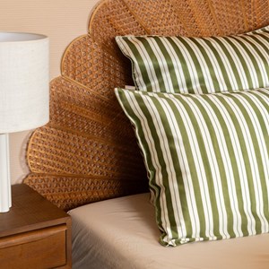 Taie d'oreiller en soie verte 65x65