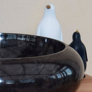 Vasque ronde en marbre noir luna