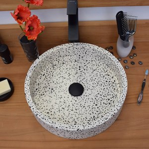 Vasque ronde en terrazzo crème arlequin