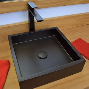 Vasque effet béton noir arlecchino