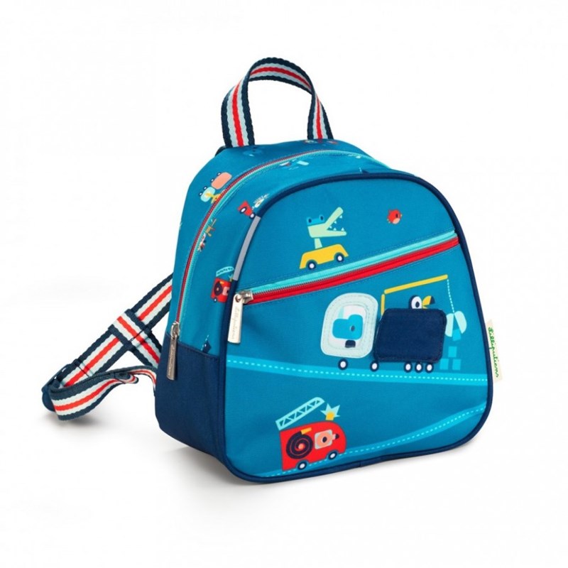 Sac à dos en route