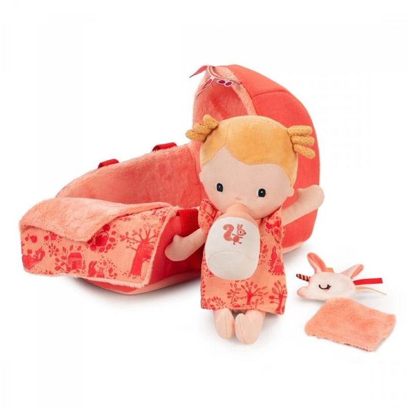 Poupée lena et son couffin