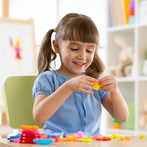 4 pâtes à modeler rebondissantes