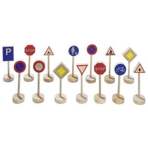 15 panneaux de signalisation en bois